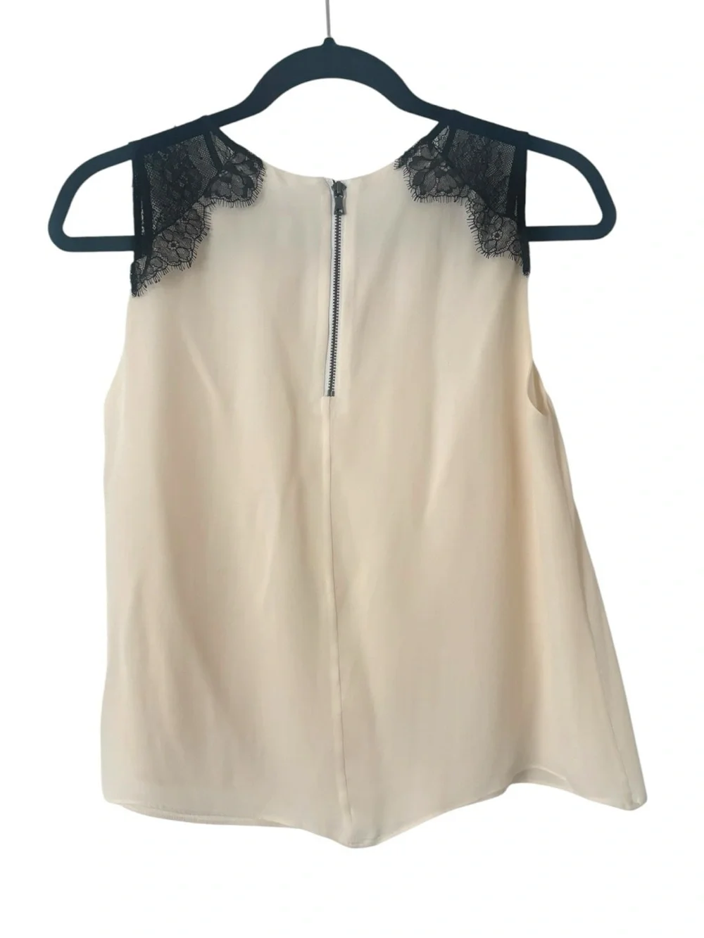 Alice + Olivia Silk Lace Tank - Picture 3 of 4